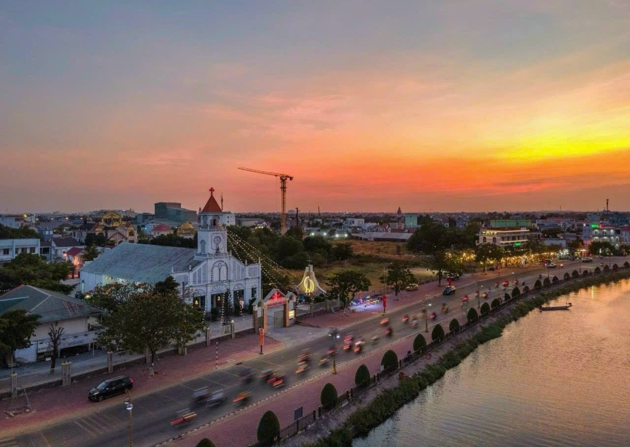 Nhanh tay sở hửu ngay căn hộ cao cấp 3 mặt hướng thủy A&T sky garden. - Ảnh chính